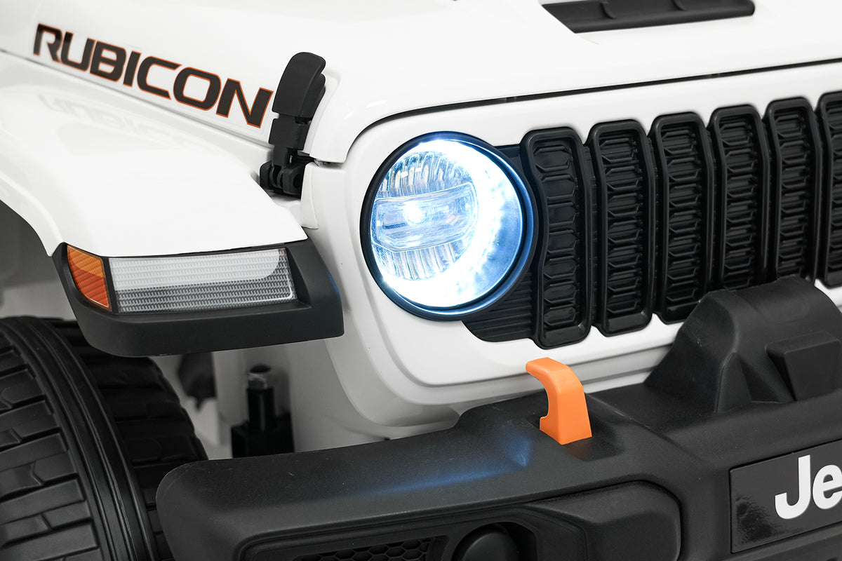 Jeep Wrangler Rubicon LIFT White Vehicle