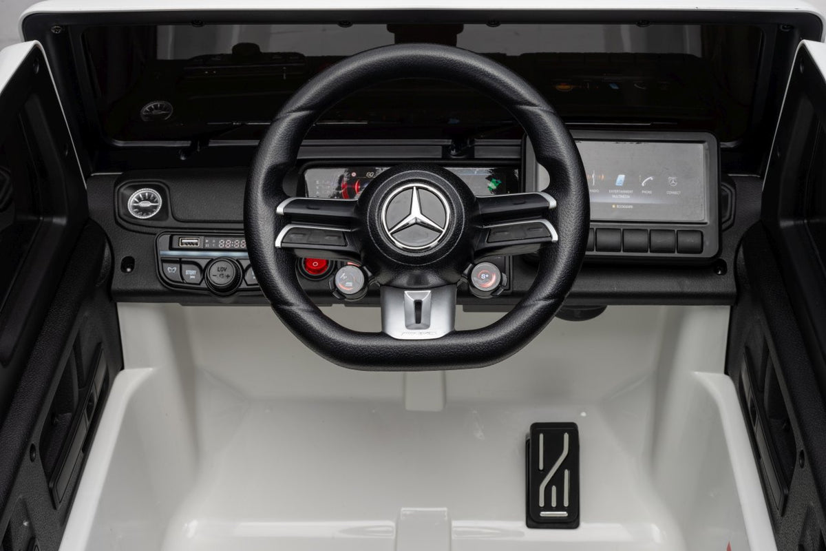 Mercedes G63 AMG White Vehicle