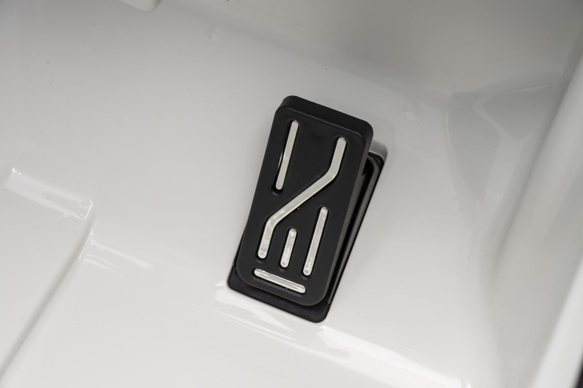 Elektrické autíčko Mercedes G63 AMG biela