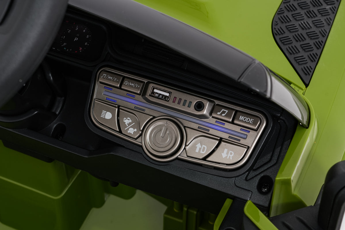 Land Rover Defender Green Vehicle
